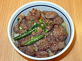 ジンギスカン丼 | マトンジンギスカン丼 | 松尾ジンギスカン | 北海道のご当地グルメ